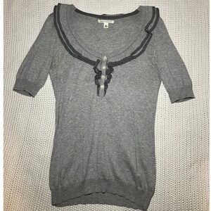 Banana Republic Womens M Gray Knit Short Sleeve Ruffle Button Henley Top Neutral